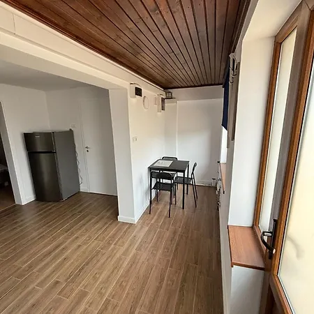 Damian Confort Zone - Free Parking - Self Check-in *