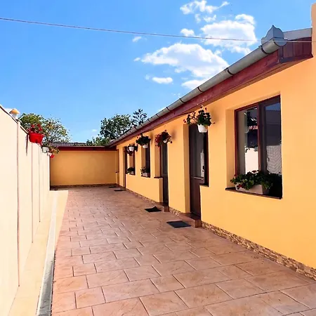 Damian Confort Zone - Free Parking - Self Check-in