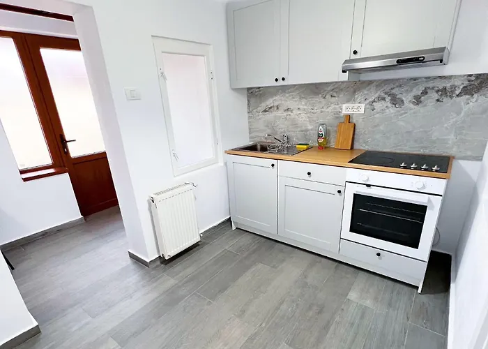 Damian Confort Zone - Free Parking - Self Check-in Apartment Timisoara