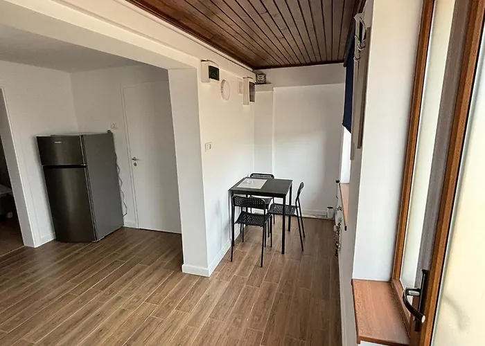 Damian Confort Zone - Free Parking - Self Check-in *